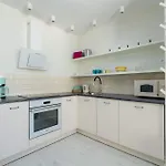 Funkcjonalne Blisko Zamku Ksiazat Pomorskich W Szczecinie By Renters