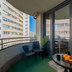 Funkcjonalne Blisko Zamku Ksiazat Pomorskich W Szczecinie By Renters アパート シュチェチン