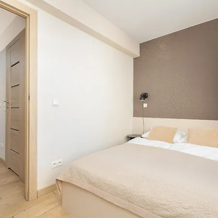 Funkcjonalne Blisko Zamku Ksiazat Pomorskich W Szczecinie By Renters * Στσέτσιν