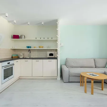 Funkcjonalne Blisko Zamku Ksiazat Pomorskich W Szczecinie By Renters Апартаменти