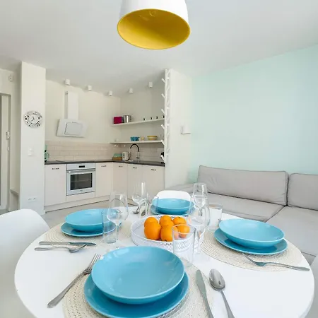 Funkcjonalne Blisko Zamku Ksiazat Pomorskich W Szczecinie By Renters * Щецин