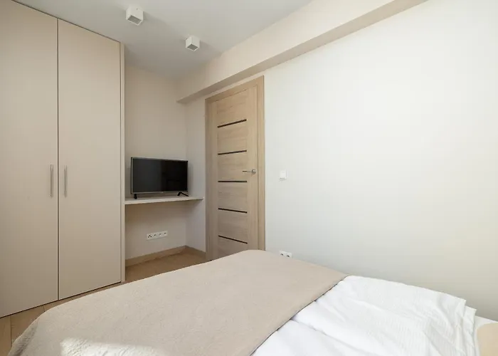 Lejlighed Funkcjonalne Blisko Zamku Ksiazat Pomorskich W Szczecinie By Renters *