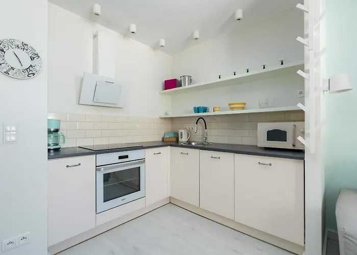 Funkcjonalne Blisko Zamku Ksiazat Pomorskich W Szczecinie By Renters