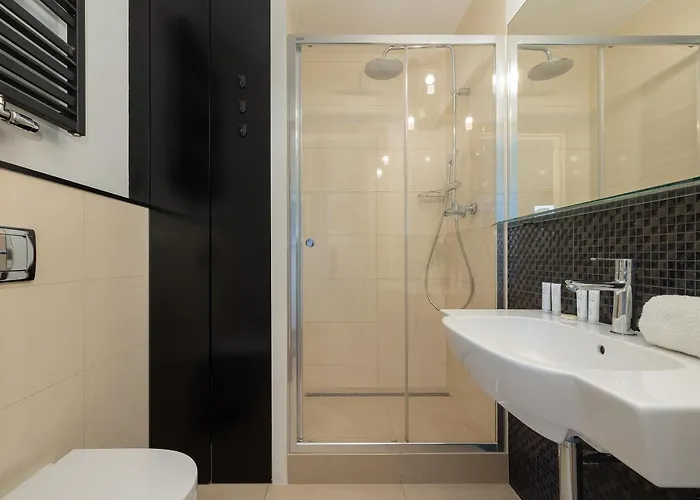 Funkcjonalne Blisko Zamku Ksiazat Pomorskich W Szczecinie By Renters * Stettin